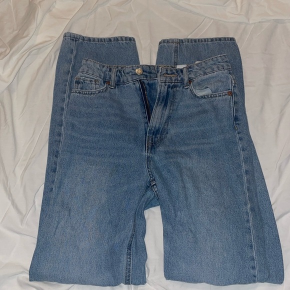 H&M | Loose straight high waist | Size US 2 - Picture 1 of 5